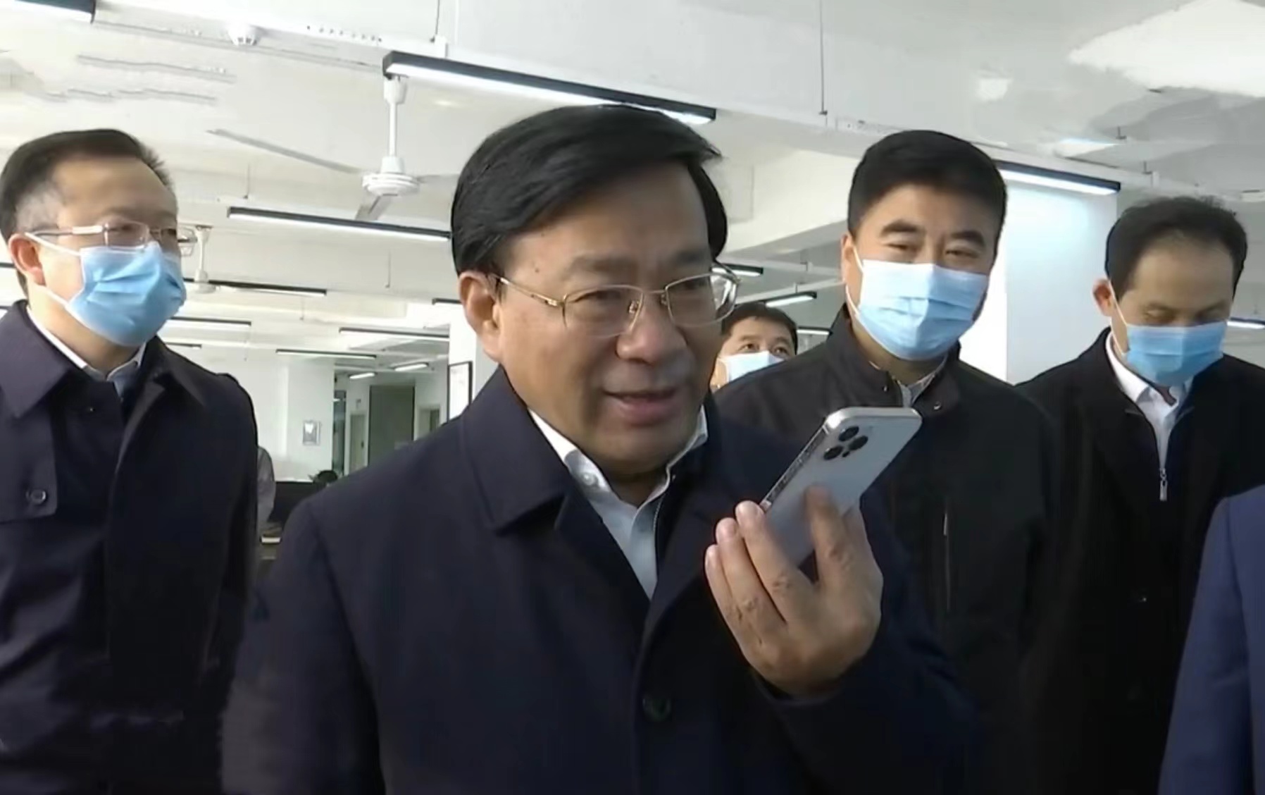 19 吉林省委副书记、省长韩俊莅临俄罗斯专享会294VIP官方网站伊通供热 2021.11.2.jpg