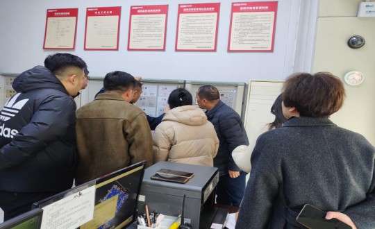 13.长春市朝阳区住建局组织物业办工作人员走进长影世纪村小区交流学习_副本.jpg