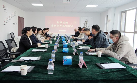 16.物业总公司参加长春市物业服务行业协会标准化委员会专项工作会议_副本.jpg 16.物业总公司参加长春市物业服务行业协会标准化委员会专项工作会议_副本.jpg