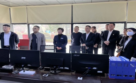 9.白山市昌泰集团物业同行至长影世纪村小区实地参观学习服务管理经验_副本.jpg